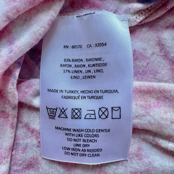 Anthropologie Akemi + Kin Caicos Women’s Top Geometric Print White Pink Size S - Picture 8 of 10